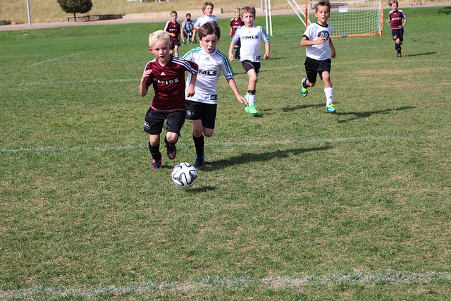 少年足球发 少年足球发