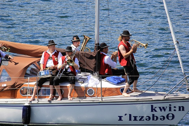 进攻特点入 进攻特点入